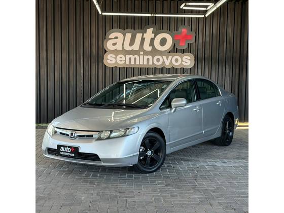 HONDA CIVIC 1.8 LXS 16V GASOLINA 4P AUTOMÁTICO